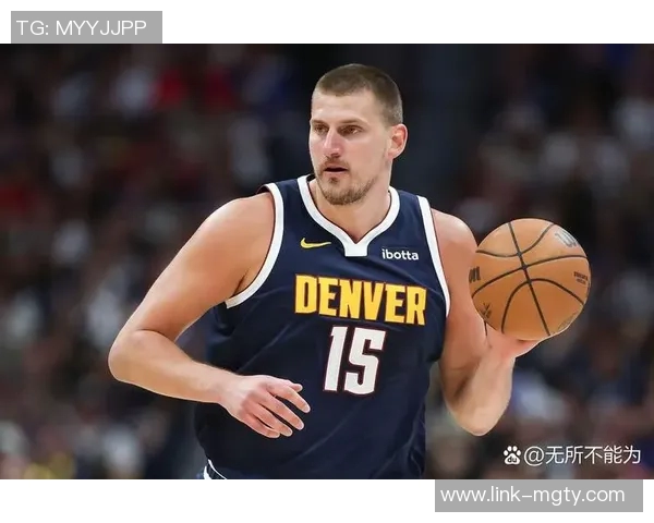 约基奇半场表现惊艳8投5中收获13分10篮板7助攻正负值高达21